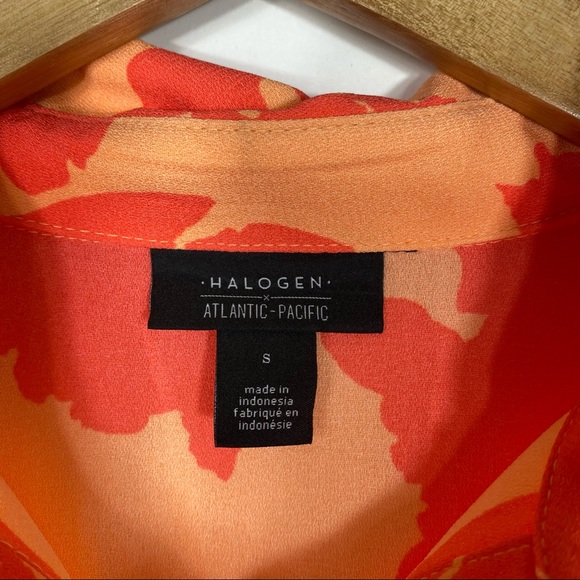 HALOGEN x ATLANTIC PACIFIC Cathy Floral Smocked Short Sleeve Utility Dress - Picture 5 of 6